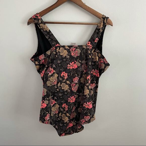 SlipOn | Black Floral Regular Leg Style Flower Swim Swimsuit Bathing Suit US 24 - Picture 4 of 9